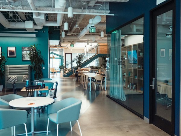 Location d'espace de coworking : travaillez en toute sérénité